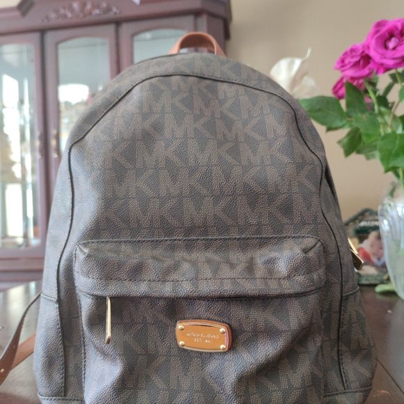 Authentic MK backpack - Picture 7 of 9